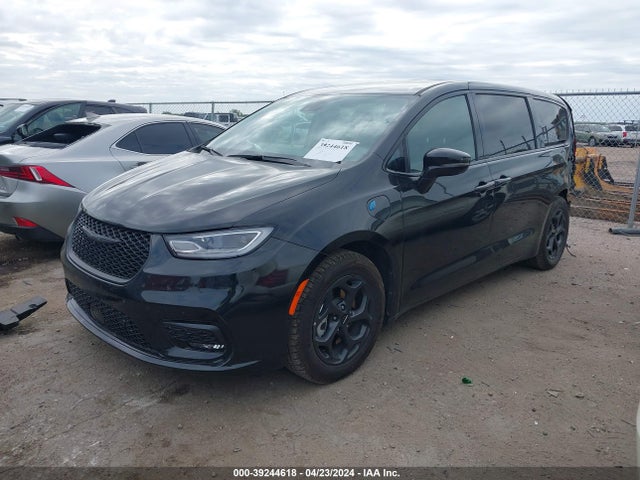 Chrysler Pacifica Hybrid Touring L 2022 2C4RC1L73NR173764 Image 2