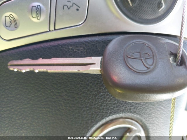 Toyota Prius C Two 2015 JTDKDTB39F1091665 Image 11