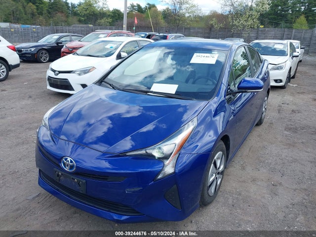 Toyota Prius Three 2016 JTDKARFU8G3514479 Image 2