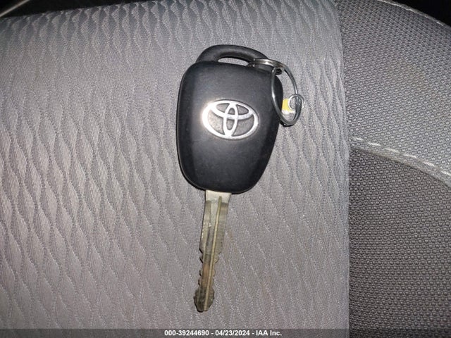 Toyota COROLLA LE 2018 2T1BURHEXJC060764 Image 11
