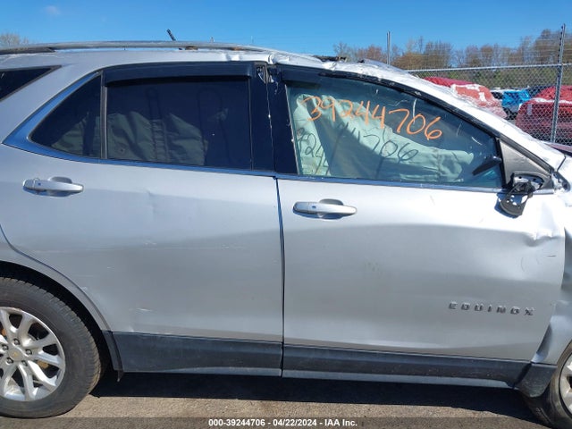 Chevrolet EQUINOX LT 2018 2GNAXSEV3J6251076 Image 12