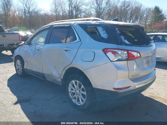 Chevrolet EQUINOX LT 2018 2GNAXSEV3J6251076 Image 3