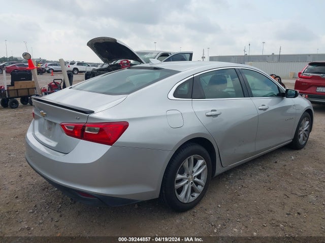 Chevrolet MALIBU LT 2018 1G1ZD5ST3JF276034 Image 4