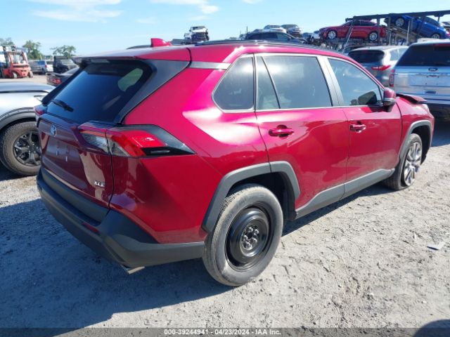 2021 TOYOTA RAV4 2T3C1RFVXMW133075 Photo 3