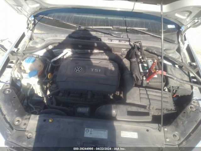 3VWL07AJ3FM408573 Volkswagen Jetta 1.8t Sel