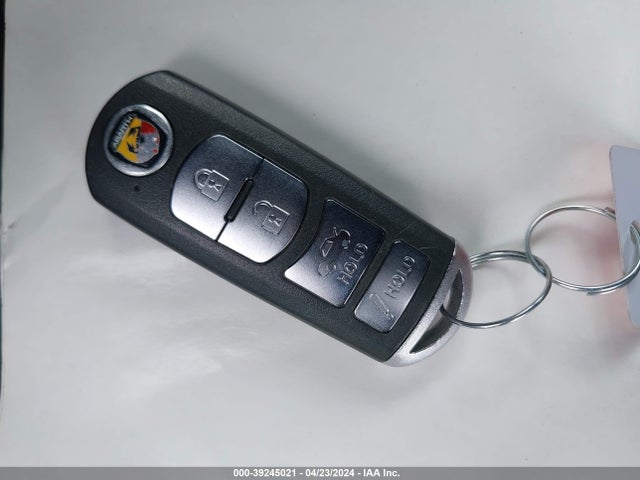 2018 FIAT 124 SPIDER JC1NFAEK6J0138144 Photo 10