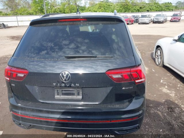 3VV8B7AXXNM063128 Volkswagen Tiguan 2.0t Se R-line Black
