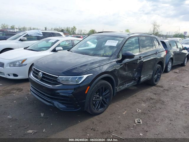 3VV8B7AXXNM063128 Volkswagen Tiguan 2.0t Se R-line Black