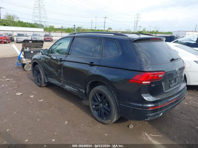 3VV8B7AXXNM063128 Volkswagen Tiguan 2.0t Se R-line Black