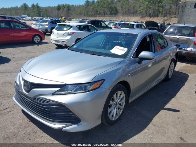 Toyota CAMRY LE 2020 4T1C11AK3LU343877 Image 2