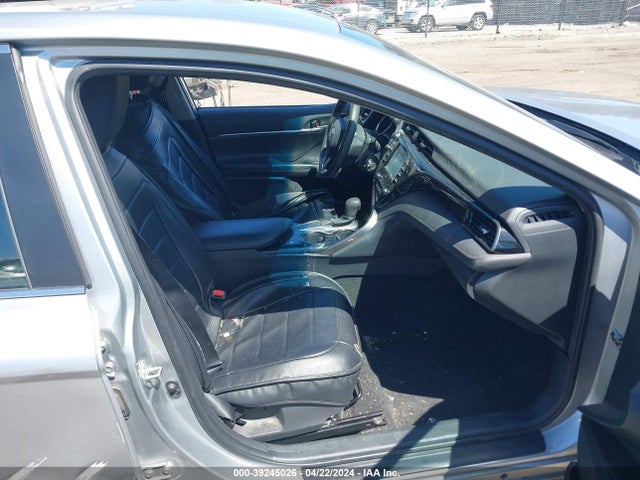 Toyota CAMRY LE 2020 4T1C11AK3LU343877 Image 5