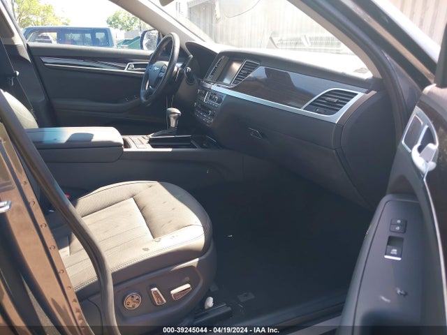 Genesis G80 3.8 2018 KMHGN4JEXJU243760 Image 5