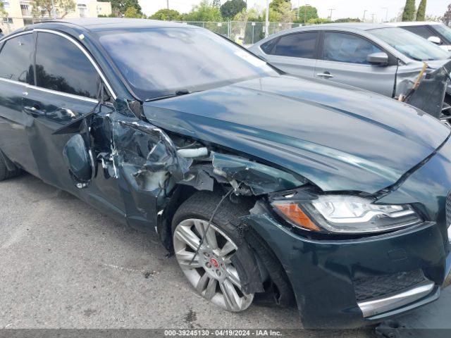 SAJBD4BVXGCY22473 Jaguar Xf 35t Premium