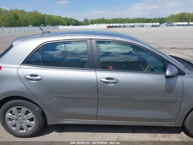 3KPA25AD9ME420821 KIA Rio 5-door S