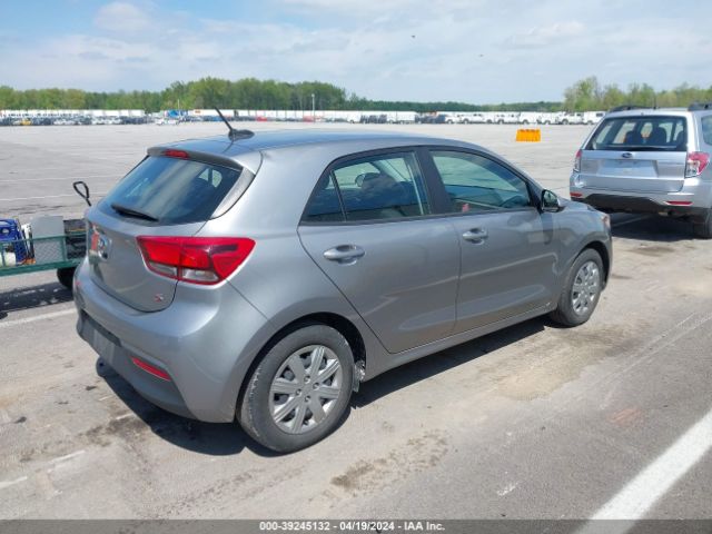 3KPA25AD9ME420821 KIA Rio 5-door S