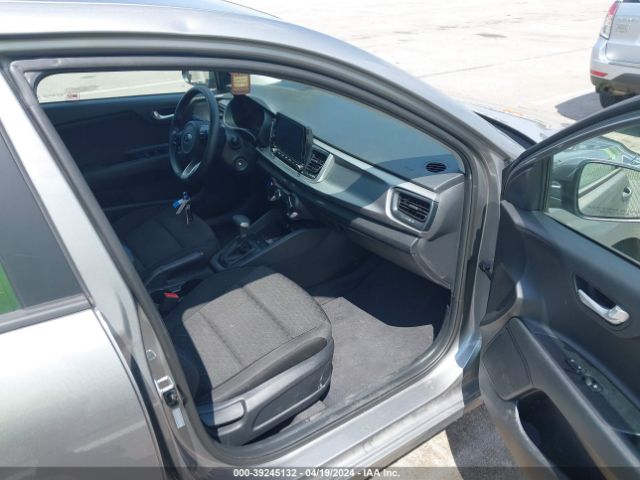 3KPA25AD9ME420821 KIA Rio 5-door S