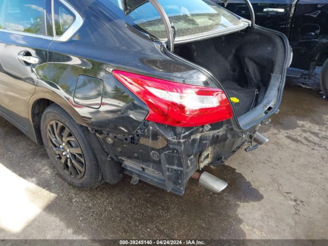 1N4AL3AP0HN343579 Nissan Altima 2.5 S