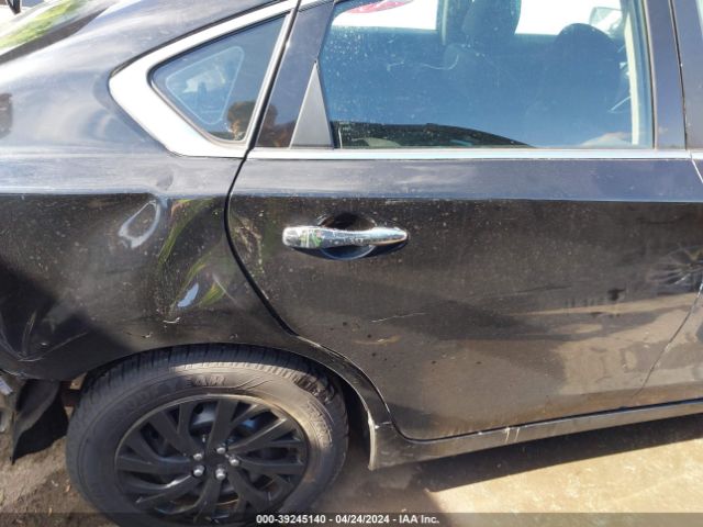 1N4AL3AP0HN343579 Nissan Altima 2.5 S
