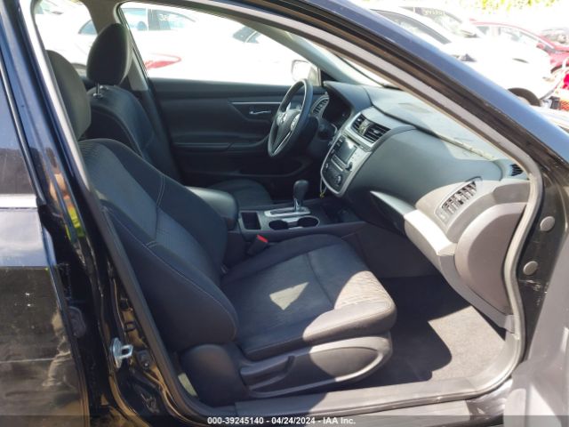 1N4AL3AP0HN343579 Nissan Altima 2.5 S