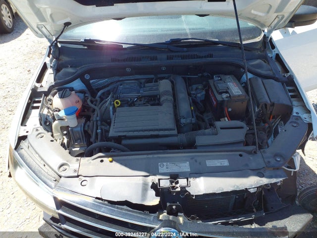 3VW267AJ0GM222033 Volkswagen Jetta 1.4t S