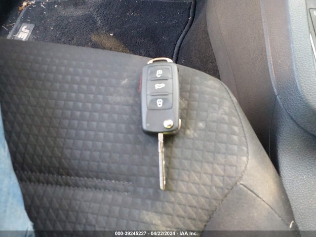 3VW267AJ0GM222033 Volkswagen Jetta 1.4t S