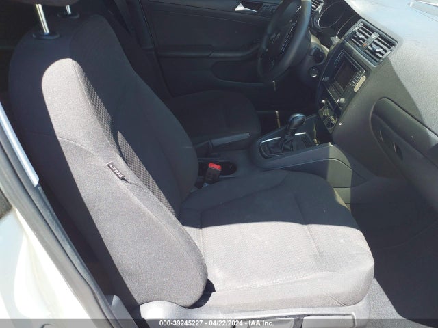 3VW267AJ0GM222033 Volkswagen Jetta 1.4t S