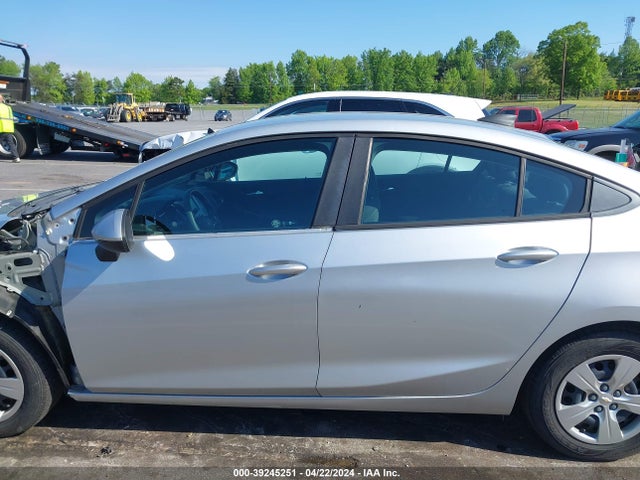 Chevrolet Cruze Ls Auto 2017 1G1BC5SM3H7121789 Image 15