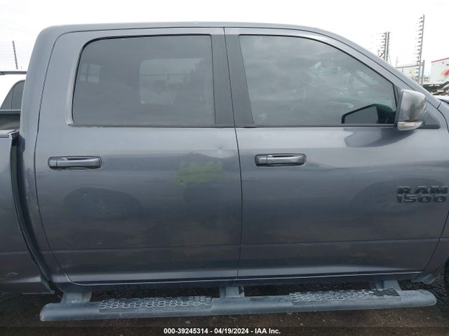 RAM 1500 Night  4x4 5'7 Box 2017 1C6RR7MT2HS796560 Image 13