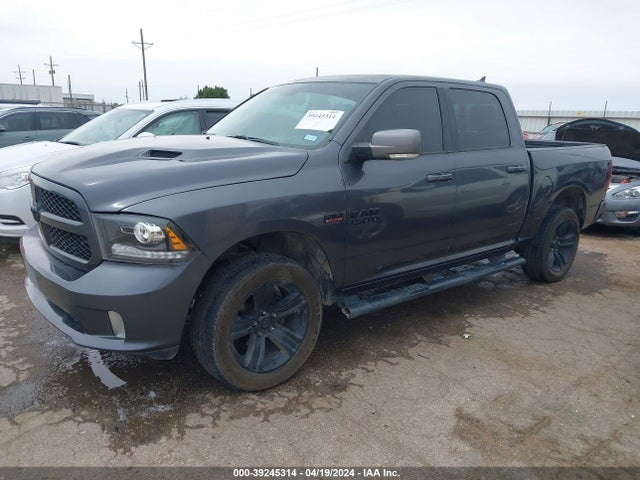 RAM 1500 Night  4x4 5'7 Box 2017 1C6RR7MT2HS796560 Image 2