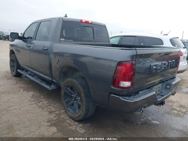 RAM 1500 Night  4x4 5'7 Box 2017 1C6RR7MT2HS796560 Image 3