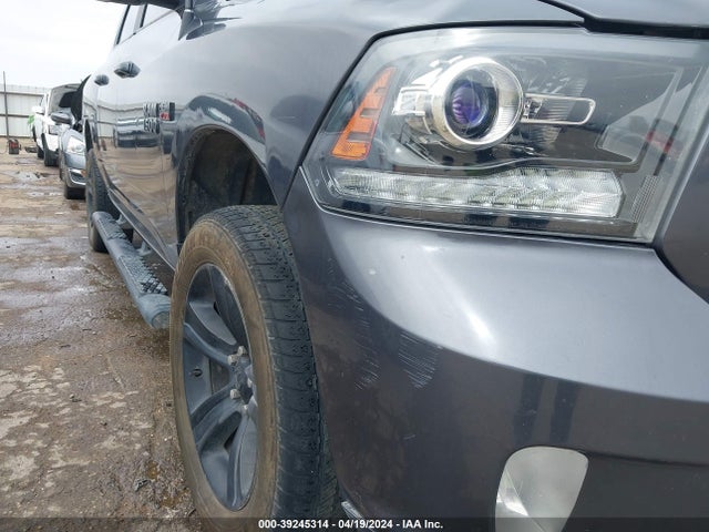 RAM 1500 Night  4x4 5'7 Box 2017 1C6RR7MT2HS796560 Image 6