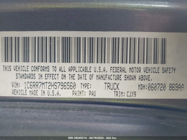 RAM 1500 Night  4x4 5'7 Box 2017 1C6RR7MT2HS796560 Image 9