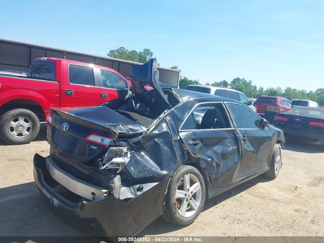 Toyota CAMRY SE 2014 4T1BF1FK6EU782600 Image 4