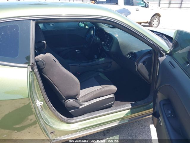 2C3CDZAG9NH117780 Dodge Challenger Sxt
