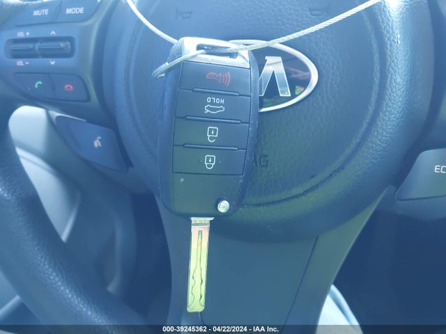 KIA Optima Lx 2015 KNAGM4A74F5585387 Image 11
