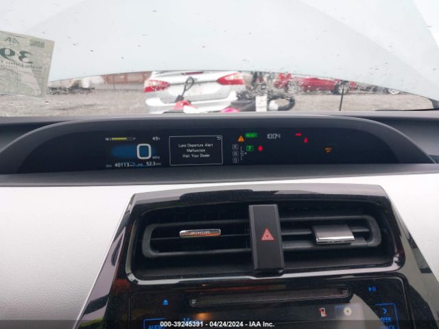 JTDKARFU6G3504176 Toyota Prius Three Touring