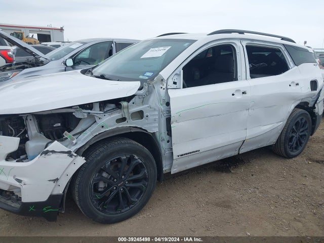 3GKALMEV8NL177904 GMC Terrain Fwd Sle
