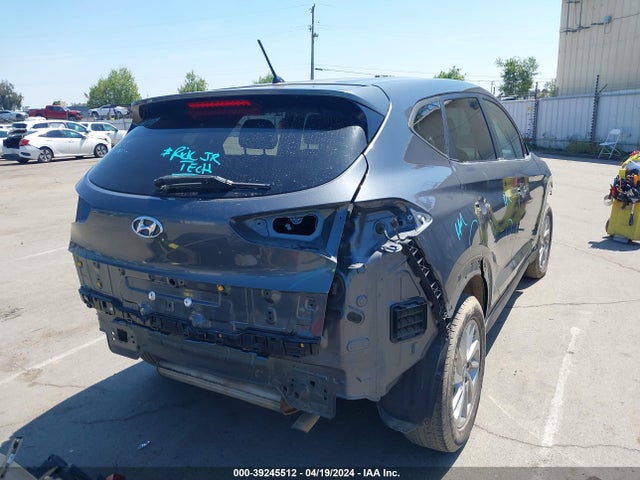 Hyundai TUCSON SE 2018 KM8J23A4XJU811053 Image 17