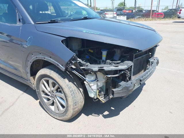 Hyundai TUCSON SE 2018 KM8J23A4XJU811053 Image 18