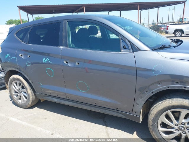 Hyundai TUCSON SE 2018 KM8J23A4XJU811053 Image 19