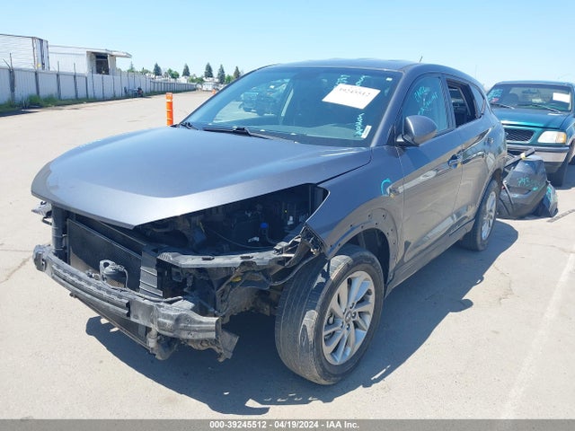 Hyundai TUCSON SE 2018 KM8J23A4XJU811053 Image 2
