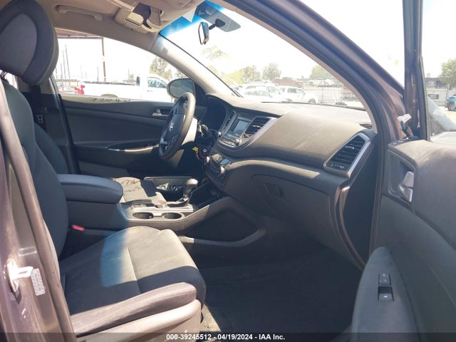 Hyundai TUCSON SE 2018 KM8J23A4XJU811053 Image 5