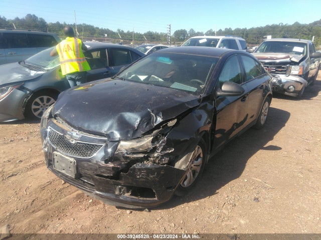 Chevrolet Cruze Ls Auto 2014 1G1PA5SH6E7397491 Image 2