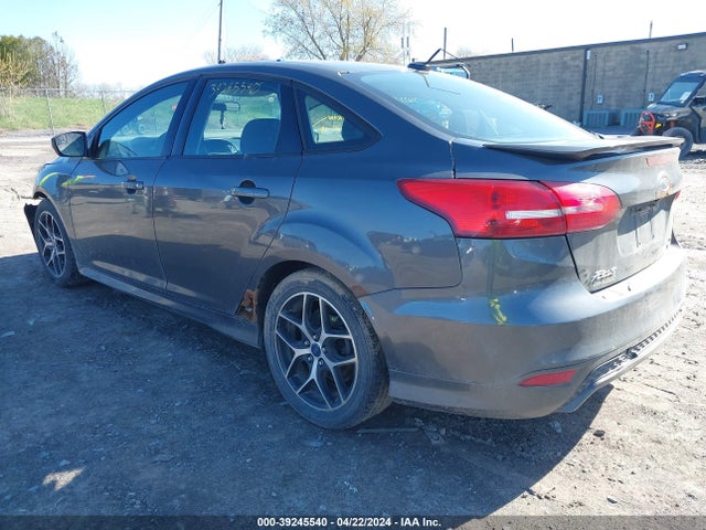 Ford FOCUS SE 2015 1FADP3FEXFL310817 Image 3