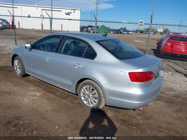 3VWD17AJ2EM429026 Volkswagen Jetta 1.8t Se