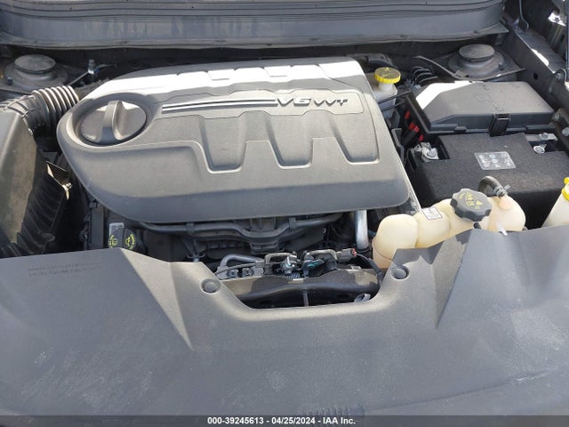 1C4PJMDXXKD409824 Jeep Cherokee Limited 4x4