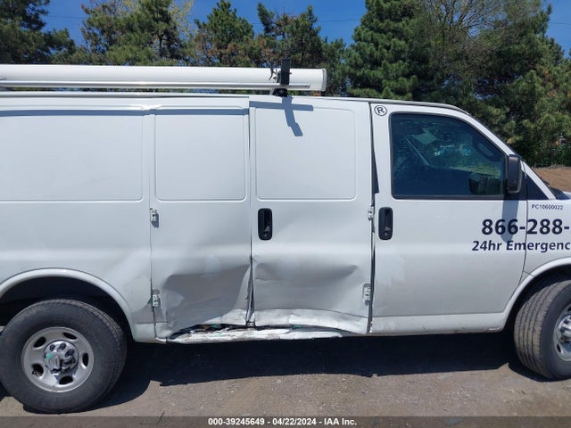 Chevrolet Express 2500 Work Van 2019 1GCWGAFP4K1273942 Image 13
