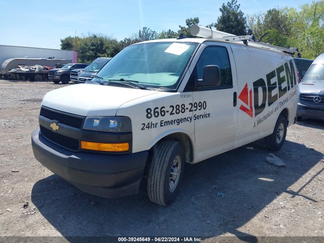 Chevrolet Express 2500 Work Van 2019 1GCWGAFP4K1273942 Image 2