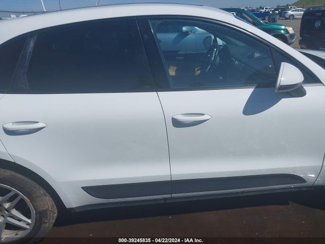 Porsche Macan 2017 WP1AA2A5XHLB81186 Image 13
