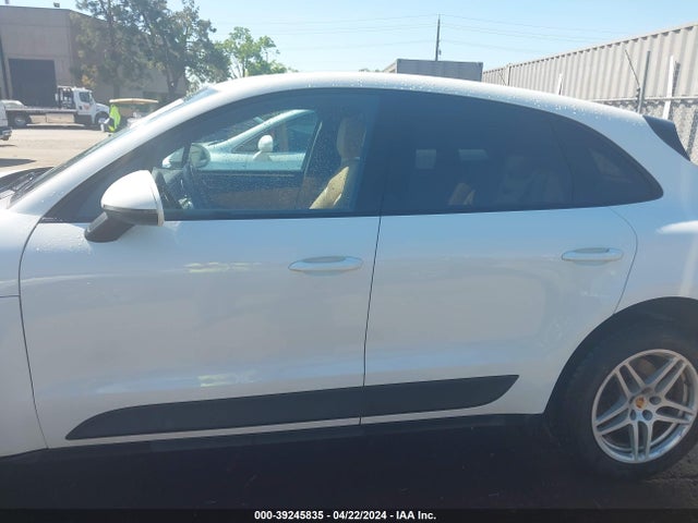 Porsche Macan 2017 WP1AA2A5XHLB81186 Image 14